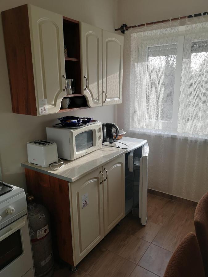 Babarczi Ueduelohaz Apartment คิชคุนมายชา ภายนอก รูปภาพ