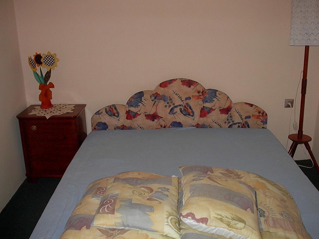 Babarczi Ueduelohaz Apartment คิชคุนมายชา ห้อง รูปภาพ